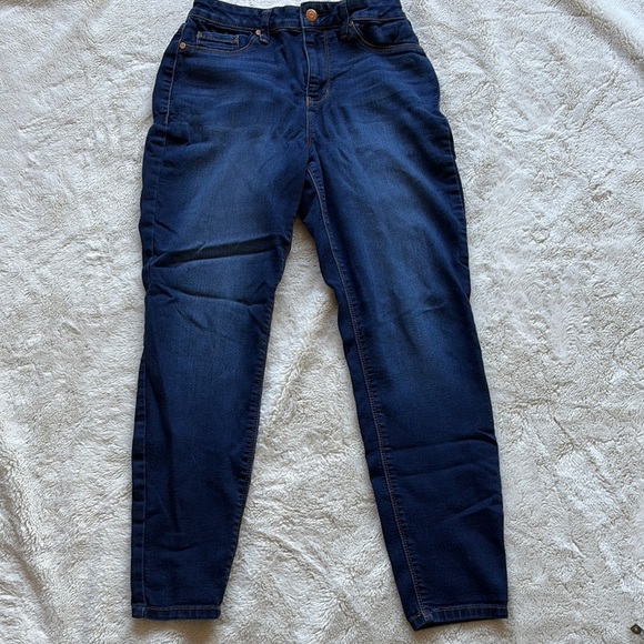 No Boundaries Stretch Skinny Jeans | Dark Wash Jeggings | High Rise Fit | Size 9 - Picture 1 of 8